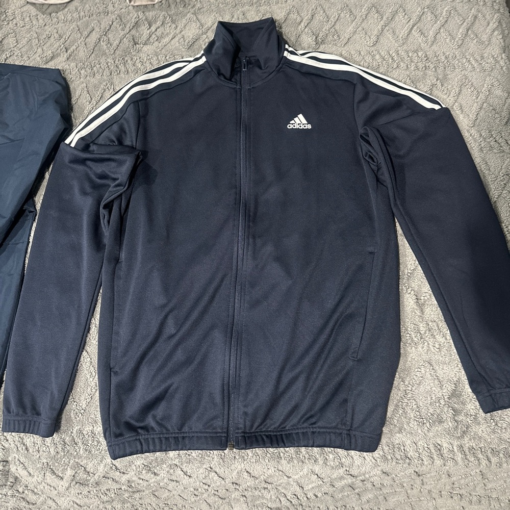 Adidas sweater